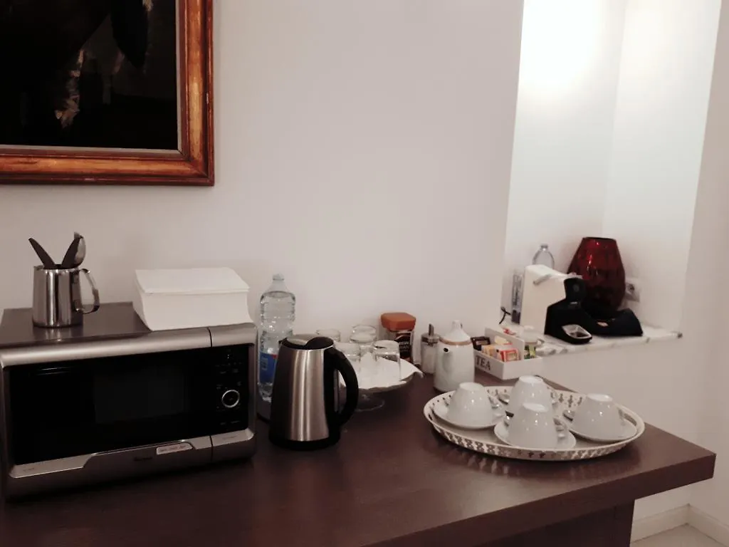 Alberica10 Bed & Breakfast Carrara 0*,  Italy