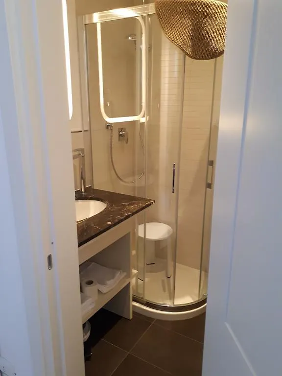 Alberica10 Bed & Breakfast Carrara
